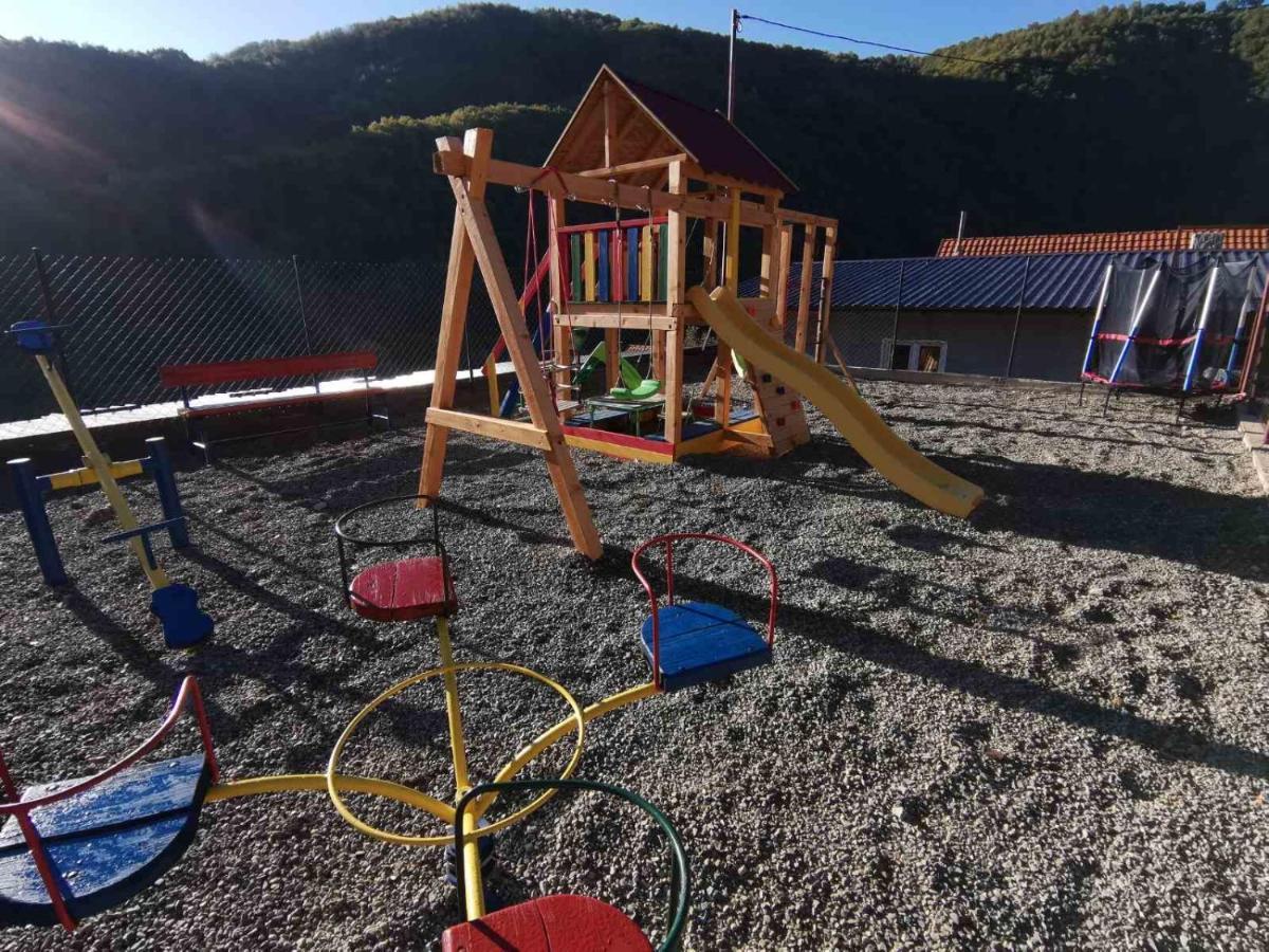 Aphrodite Hills Apartments-Stara Planina Crni Vrh Eksteriør billede