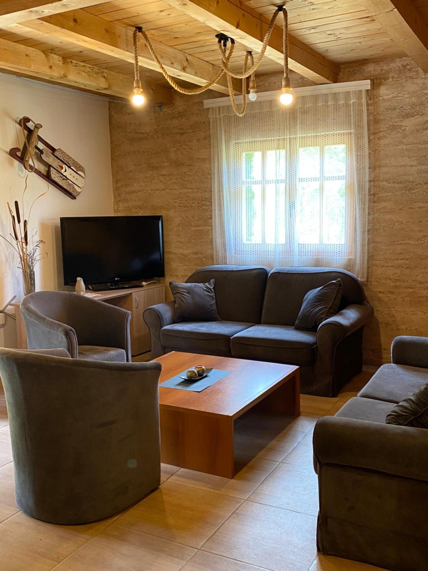Aphrodite Hills Apartments-Stara Planina Crni Vrh Eksteriør billede