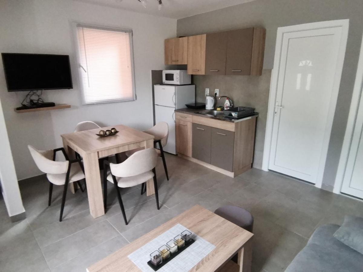 Aphrodite Hills Apartments-Stara Planina Crni Vrh Eksteriør billede